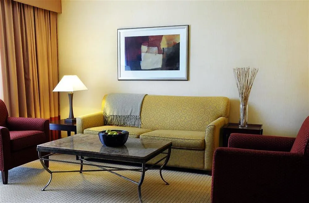 Sheraton Toronto Airport Hotel & Conference Centre 4*,