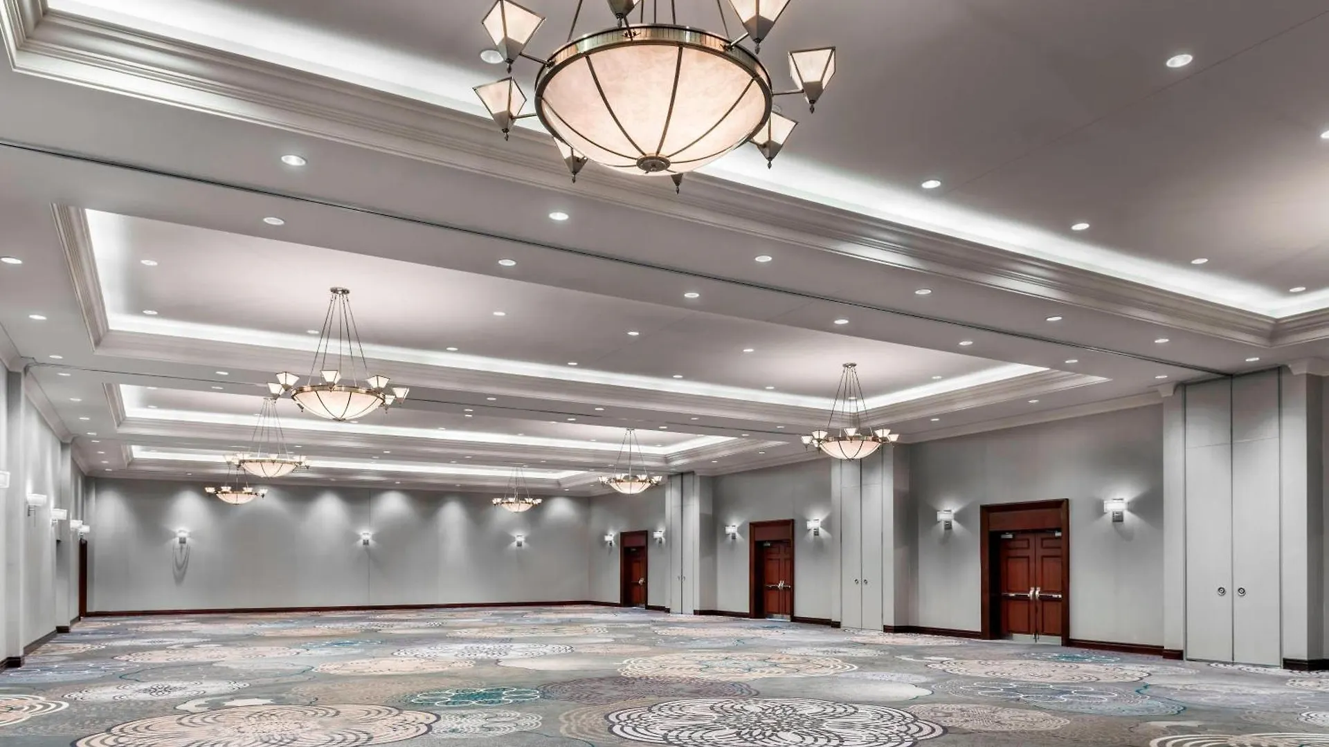 Sheraton Toronto Airport Hotel & Conference Centre