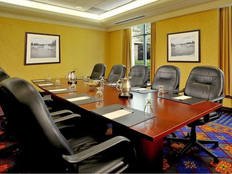 Sheraton Toronto Airport Hotel & Conference Centre