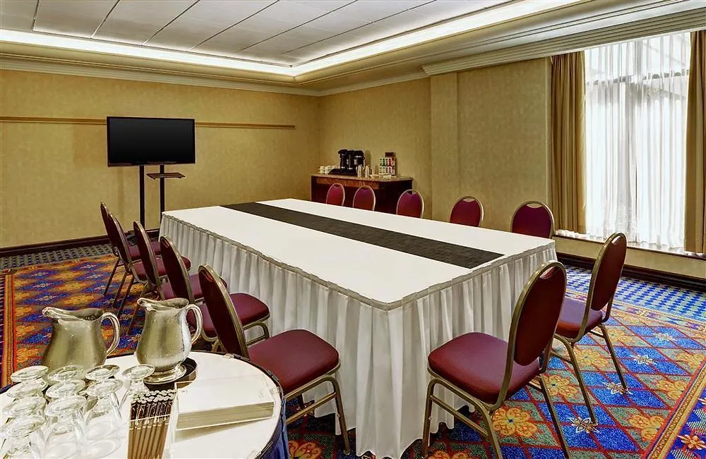 Sheraton Toronto Airport Hotel & Conference Centre 4*,  Canada