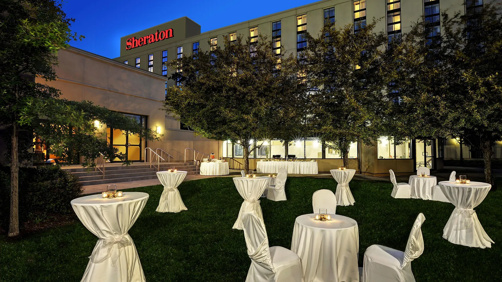 Sheraton Toronto Airport Hotel & Conference Centre