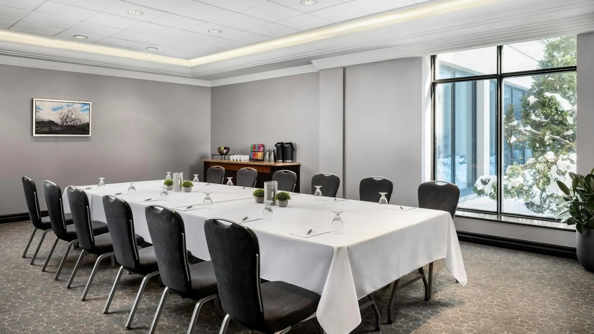 Sheraton Toronto Airport Hotel & Conference Centre